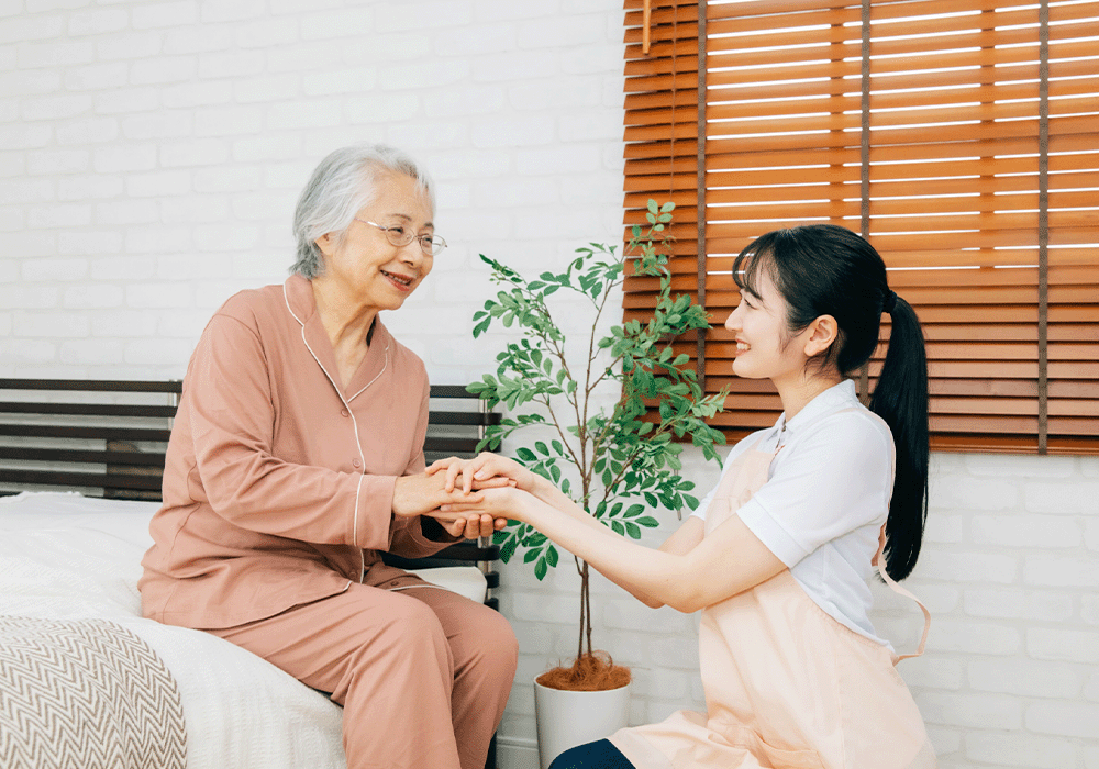 シニアと介護士
